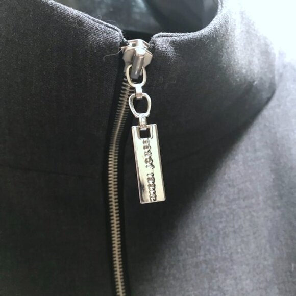 Gorgeous Nikki Jones 2 in 1 High Collar Gray Coat with Peuter Puffer Vest. - Picture 11 of 13